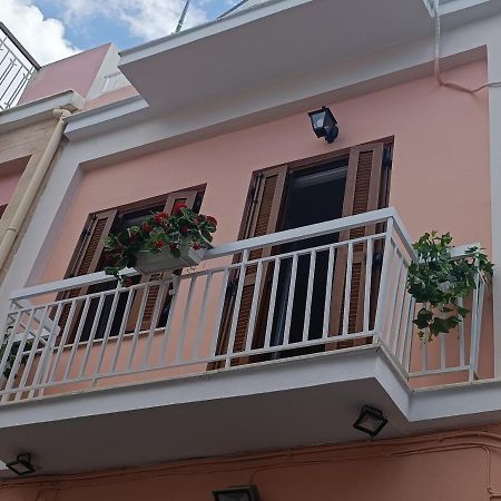 Lefterakis Place Aegina Екстер'єр фото